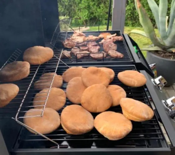 Дом отдыха Prachov****